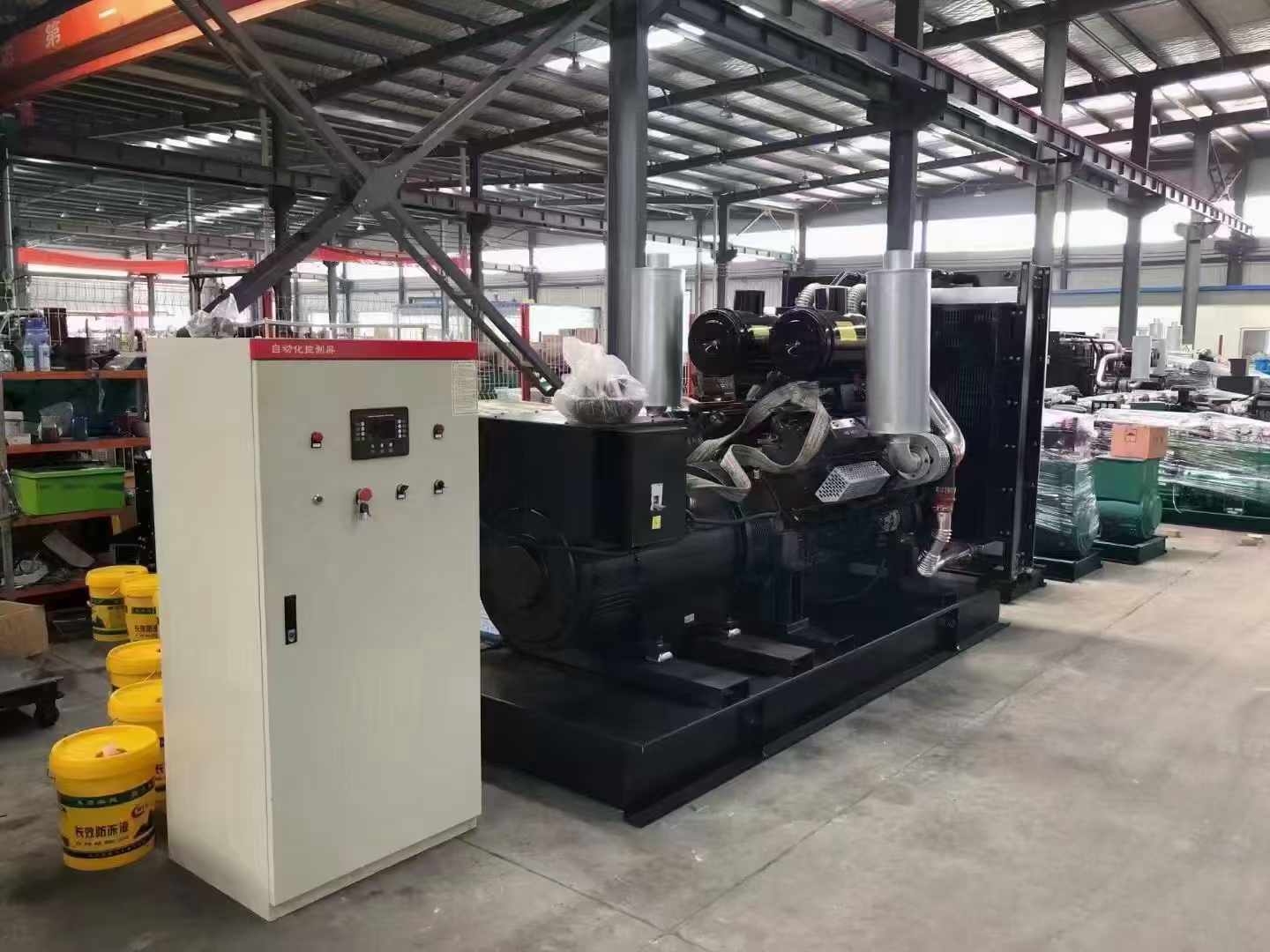 阿拉山口柴油发电机运行时的噪音和振动水平如何？