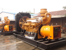 阿拉山口发电机组的频率规格是如何确定的？