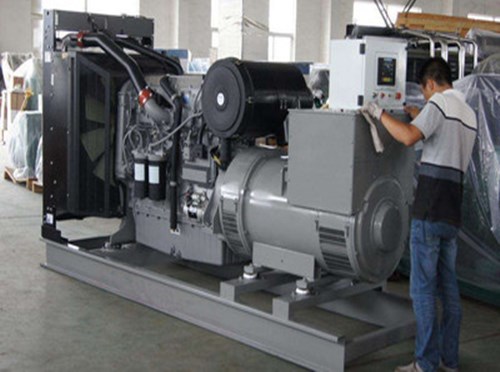 阿拉山口柴油发电机组和储能设备配合使用的案例