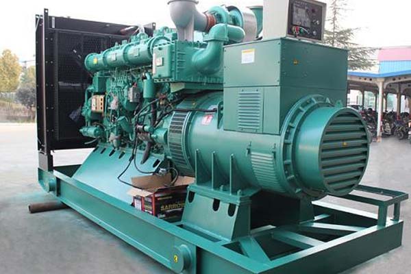 阿拉山口工厂发电机应急发电中如何优化燃油储备管理？