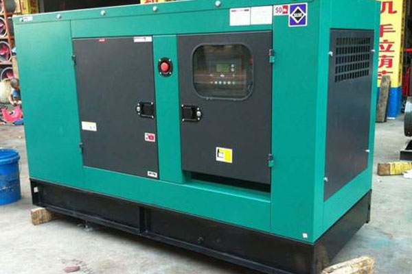 阿拉山口如何检查机油的使用时间？