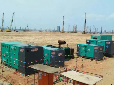 阿拉山口如何检查和清洗空气滤清器？