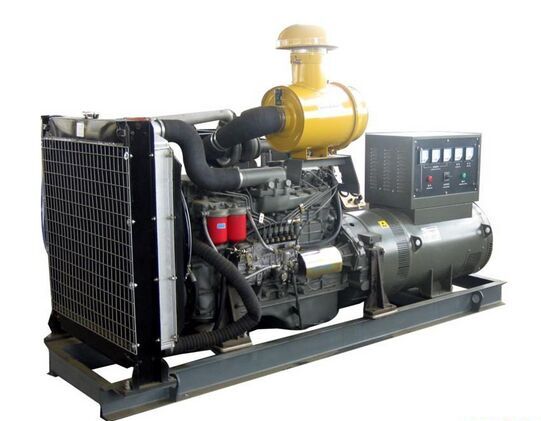 阿拉山口汽油发电机组冬季保养时，燃油系统需要注意什么？